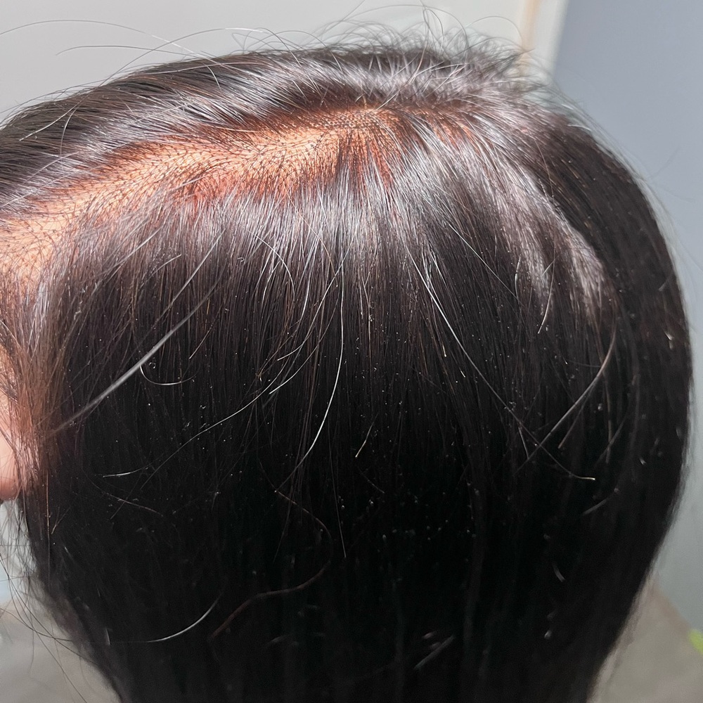 Bone straight 28 inch black wig - Picture 6 of 8